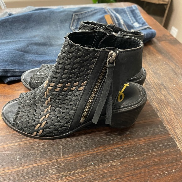 Sam Edelman Leather Cooper Boho black brown peep toe sandal booties 6.5 - Picture 3 of 8